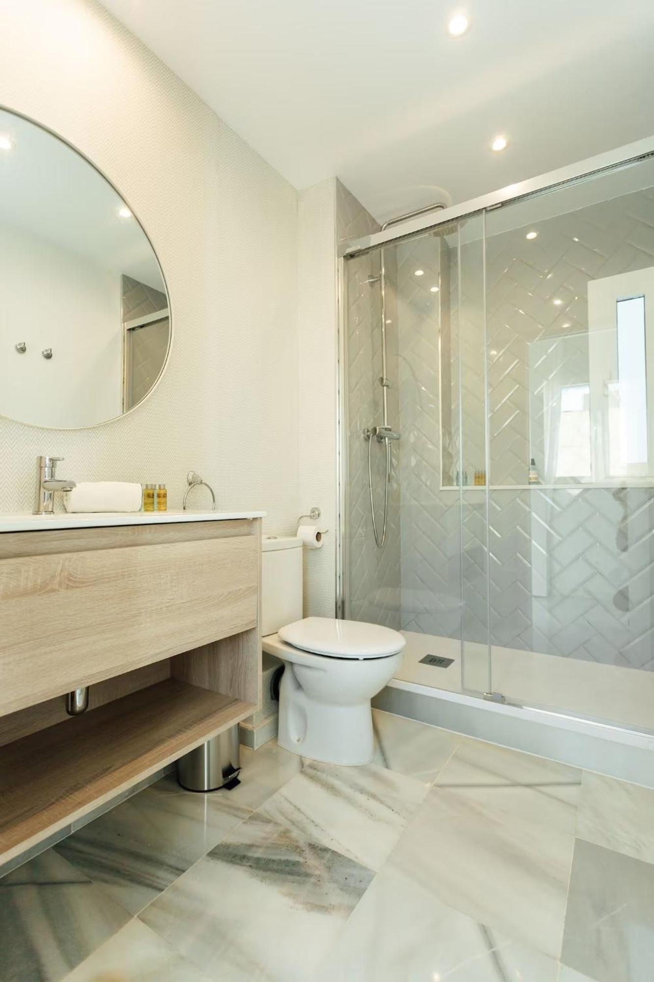 Reformed And Comfy- 2Bd 2Bth- Arenal Apartment Sevilla Exterior foto
