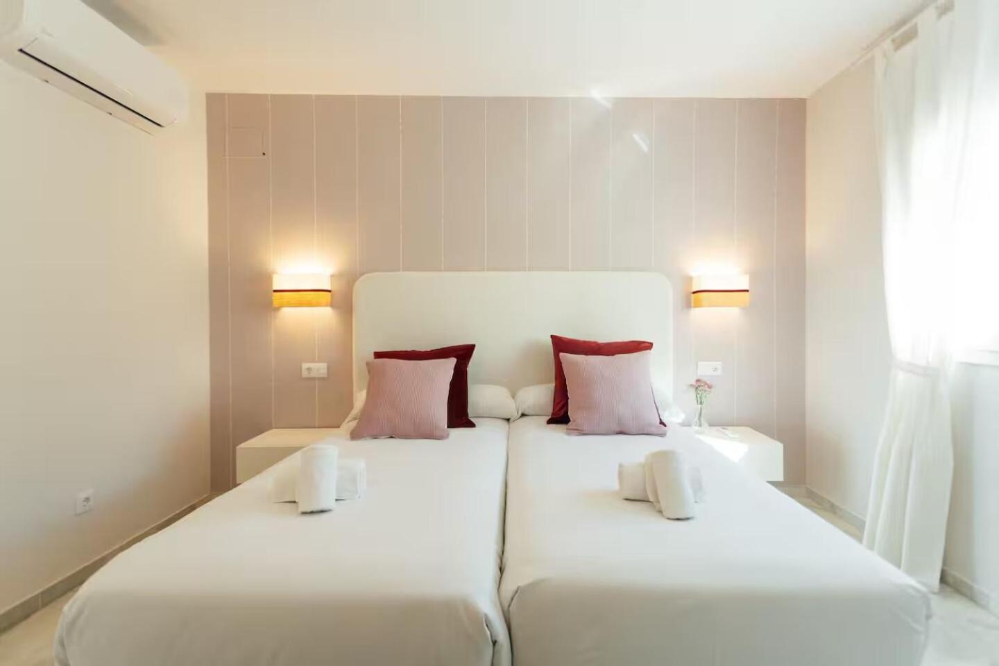 Reformed And Comfy- 2Bd 2Bth- Arenal Apartment Sevilla Exterior foto