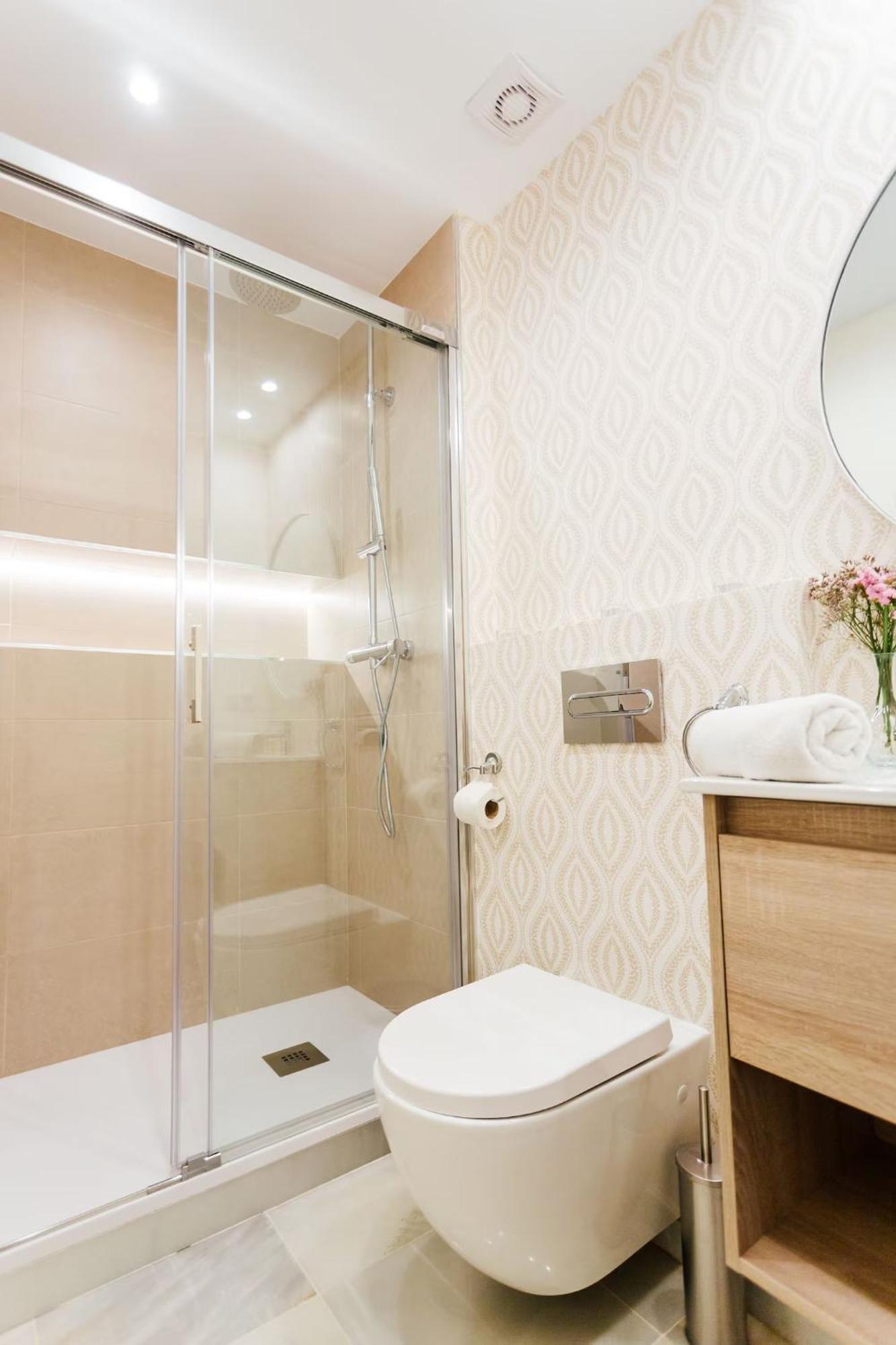 Reformed And Comfy- 2Bd 2Bth- Arenal Apartment Sevilla Exterior foto